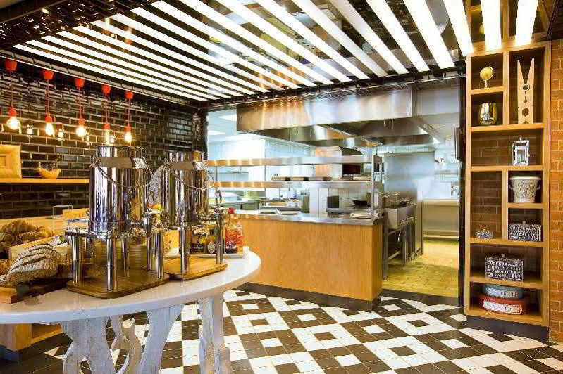 Sunsquare Gardens Hotel 4*